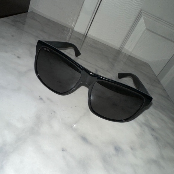Gucci Sunglasses - Picture 1 of 3